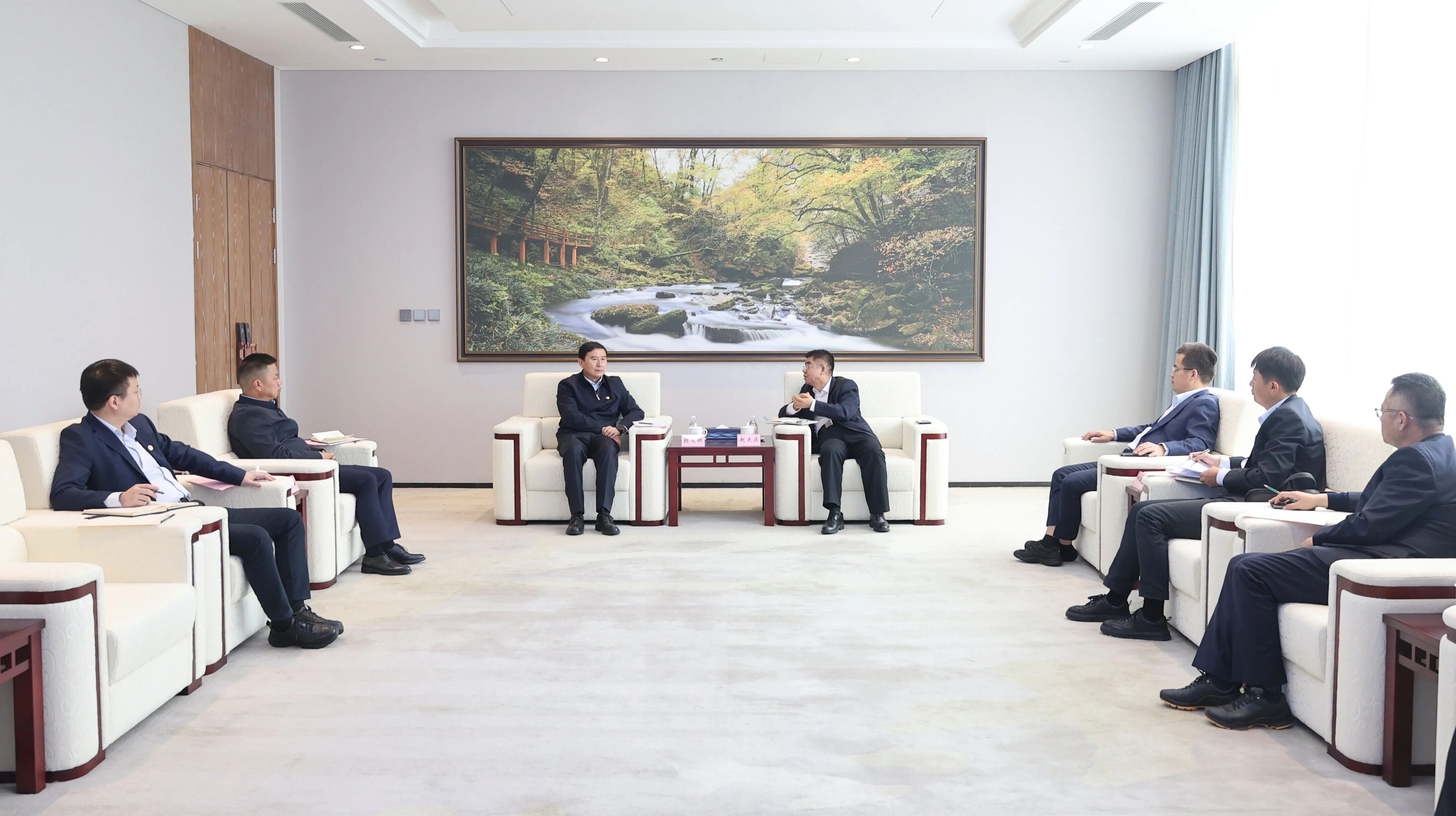 1761099750600749.jpeg 20251017083100_33945.jpg